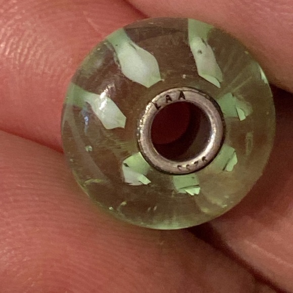 Trollbeads Green Dangle Light Green Stripe Bead Retired 2018 - Picture 5 of 6